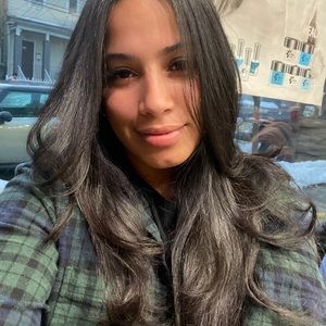 Meet your Posher, Helen